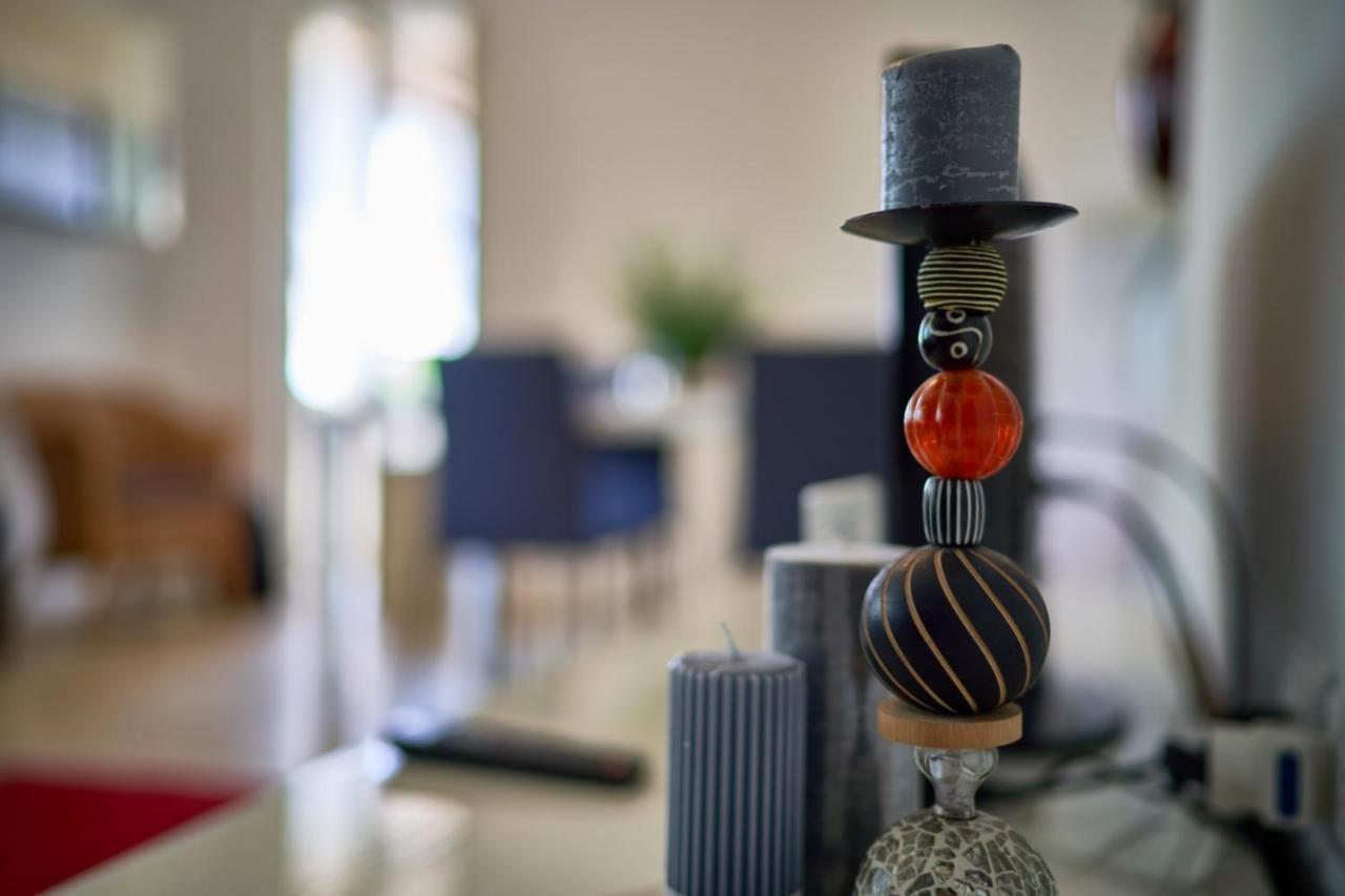 Your Familyapartment In Sirmione Eksteriør bilde