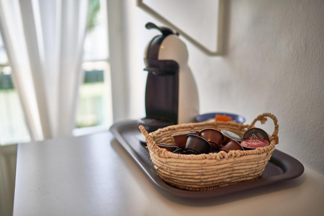 Your Familyapartment In Sirmione Eksteriør bilde
